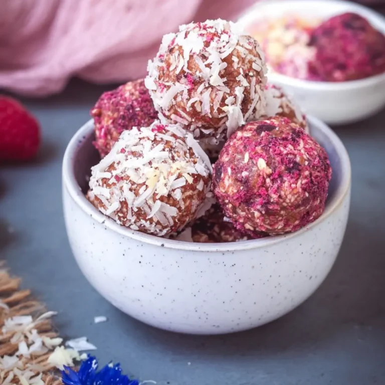 Energy Balls mit Datteln und Himbeeren