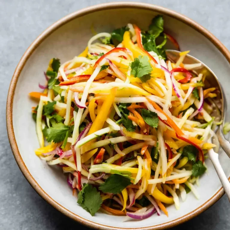 Grüner Thai Mangosalat